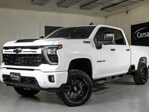 Used 2024 Chevrolet Silverado 2500 LT w/ Z71 Sport Edition AWD/4WD image 5