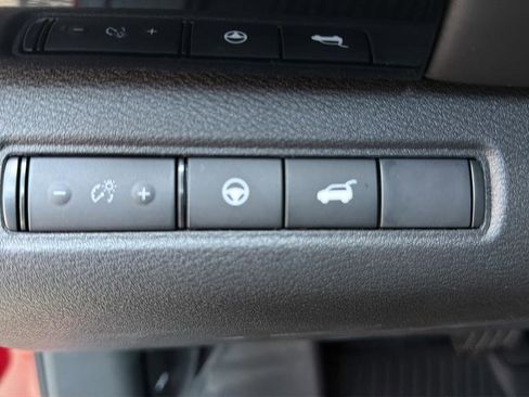 New 2026 Nissan Pathfinder SV AWD/4WD image 25