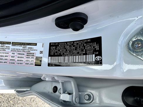 Used 2023 Toyota Corolla LE FWD image 17