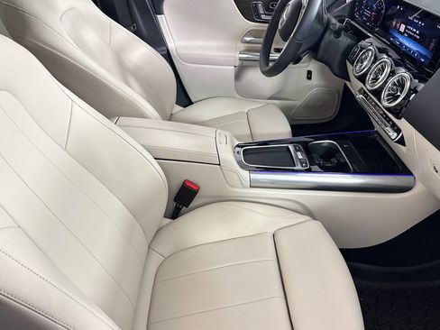 Certified 2026 Mercedes-Benz GLA 250 image 20