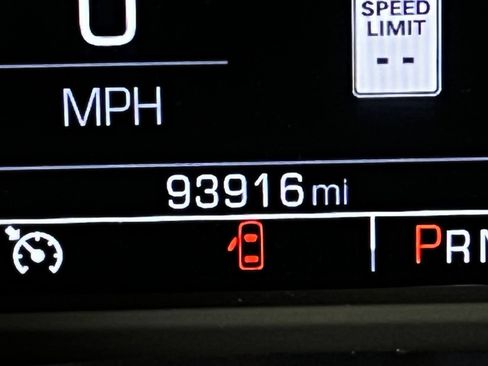 Used 2018 Chevrolet Silverado 1500 LT AWD/4WD image 15