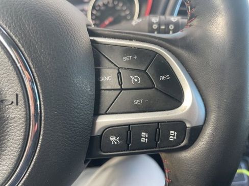 Used 2021 Jeep Compass Trailhawk w/ Convenience Group image 12