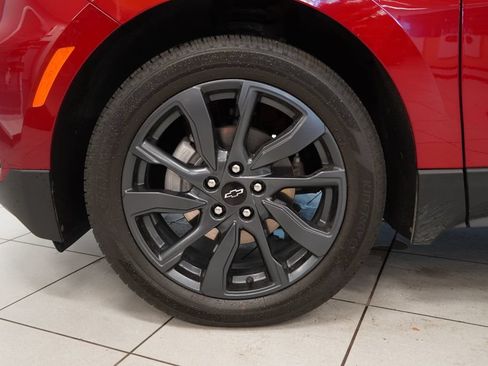 Certified 2023 Chevrolet Equinox RS FWD image 18