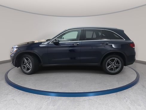 Used 2022 Mercedes-Benz GLC 300 image 8