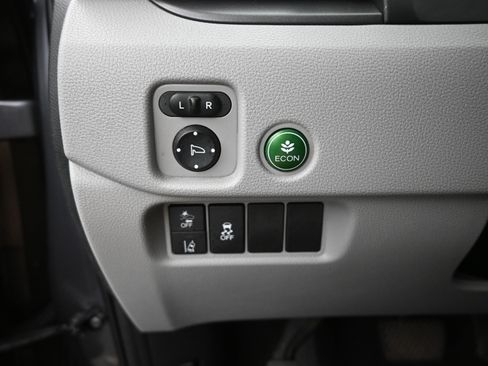 Used 2020 Honda Pilot LX image 12