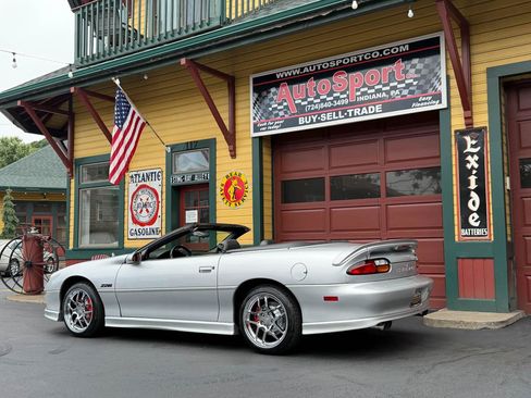 Used 2002 Chevrolet Camaro Z28 w/ Sport Appearance Pkg RWD image 18