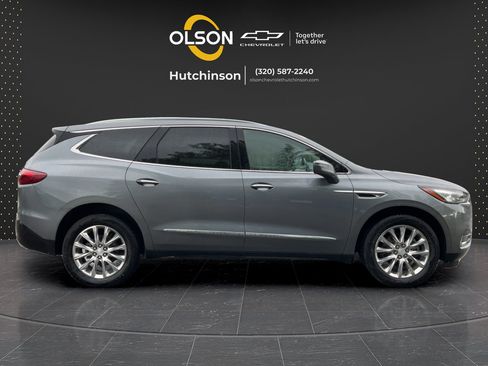 Used 2018 Buick Enclave Premium w/ Experience Buick Package AWD/4WD image 12