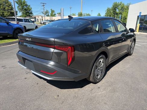 New 2026 Kia K4 FWD image 8