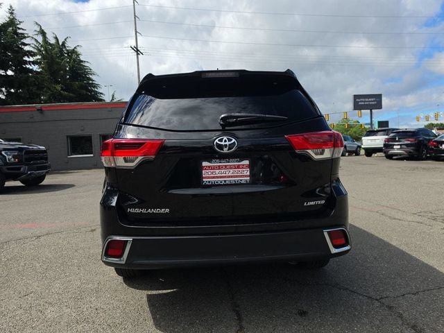 Used 2018 Toyota Highlander Limited FWD image 24