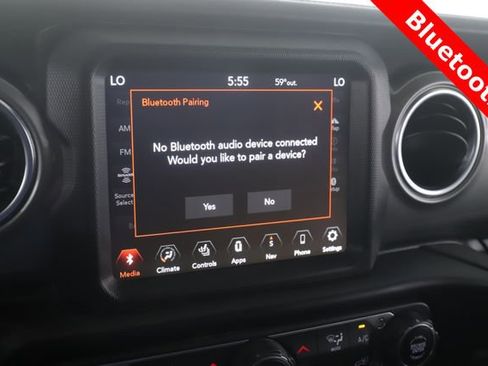 Used 2022 Jeep Wrangler Unlimited Sahara w/ Cold Weather Group AWD/4WD image 22