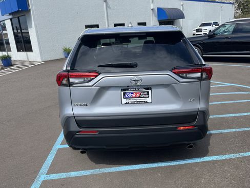 Used 2025 Toyota RAV4 LE image 4