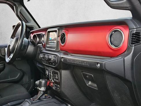 Used 2020 Jeep Wrangler Unlimited Rubicon AWD/4WD image 22