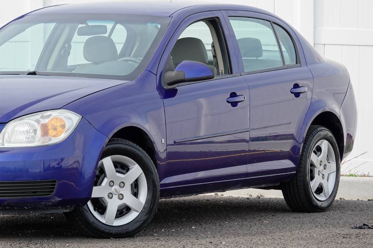 Used 2007 Chevrolet Cobalt LT FWD image 4