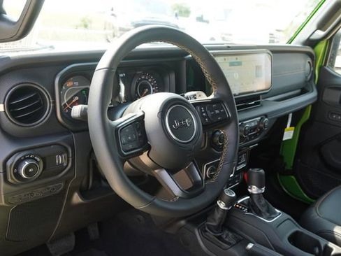 New 2025 Jeep Wrangler Unlimited Rubicon 392 image 16