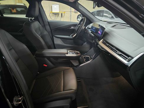 Used 2025 BMW X2 xDrive28i w/ Technology Package image 10