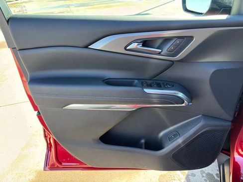 New 2026 Chevrolet Traverse LT w/ Midnight/Sport Edition image 17