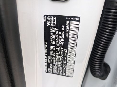 New 2026 Porsche Cayenne Coupe image 29