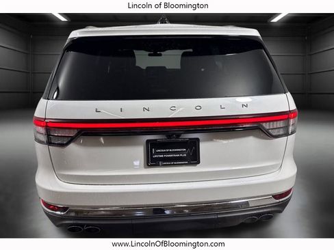 Certified 2025 Lincoln Aviator Reserve w/ Illumination Package image 6