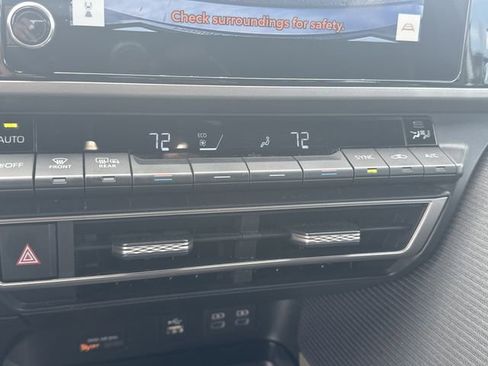 Certified 2025 Toyota Camry SE w/ Convenience Package FWD image 15