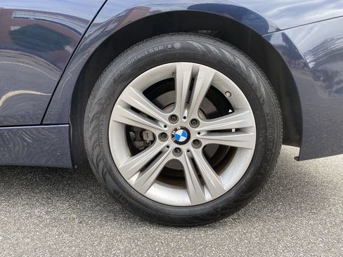 Used 2016 BMW 328i xDrive Sedan AWD/4WD image 29