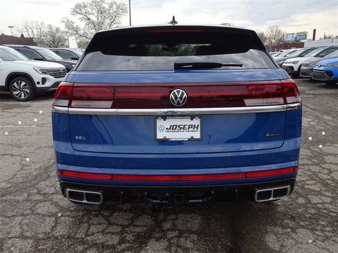 New 2025 Volkswagen Atlas Cross Sport SEL Premium R-Line image 4