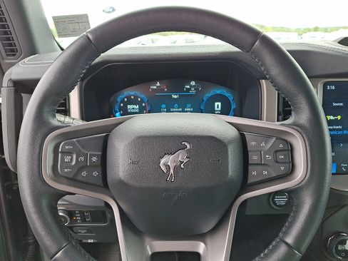 Certified 2025 Ford Bronco Outer Banks AWD/4WD image 19