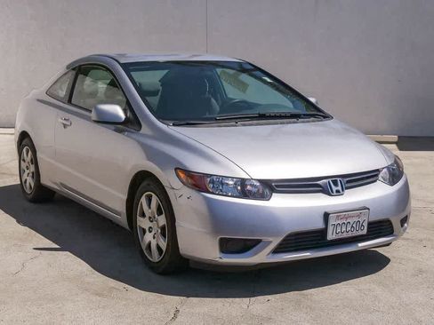 Used 2008 Honda Civic LX image 3