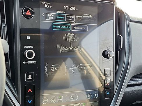 Certified 2025 Subaru Crosstrek 2.5i Limited image 27