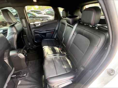 Certified 2024 Ford Escape ST-Line w/ Tech Pack #1 image 21