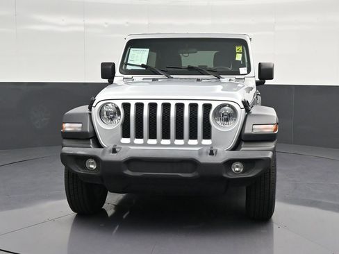 Used 2023 Jeep Wrangler Unlimited Sport AWD/4WD image 6