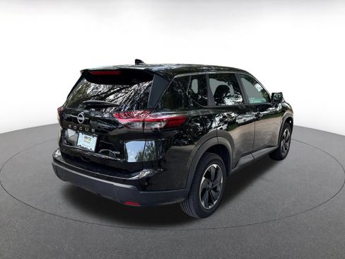 Used 2025 Nissan Rogue SV AWD/4WD image 7