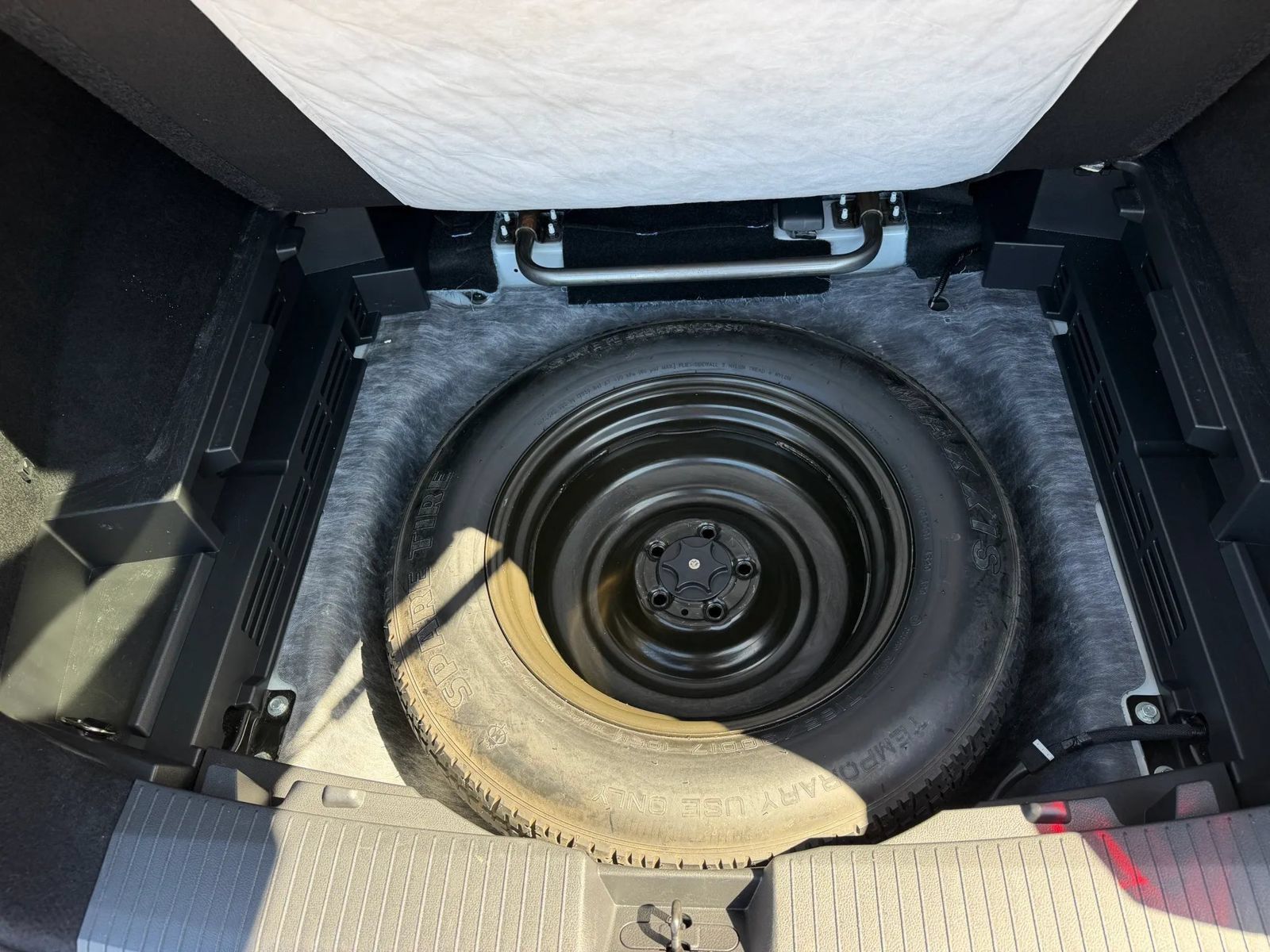 Used 2021 Nissan Rogue SV AWD/4WD image 32