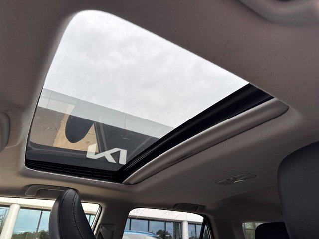 Used 2023 Toyota 4Runner SR5 Premium w/ Moonroof Package RWD image 11