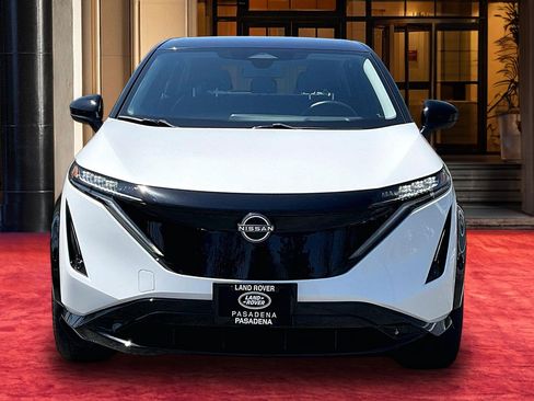 Used 2024 Nissan Ariya FWD image 3