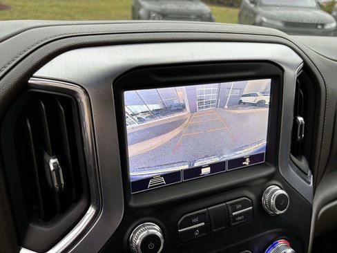 Used 2020 GMC Sierra 1500 SLT w/ SLT Premium Plus Package image 21