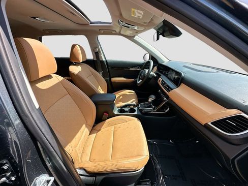 Used 2024 Kia Seltos EX AWD/4WD image 29