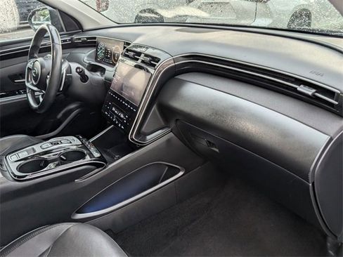 Used 2022 Hyundai Tucson Limited image 14