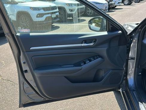Certified 2024 Nissan Altima 2.5 SL AWD/4WD image 8