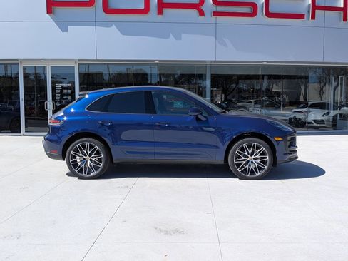 New 2026 Porsche Macan image 8