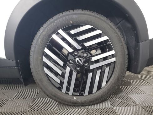 New 2026 Nissan Leaf SV+ w/ Floor Mat Package (SV+) FWD image 28