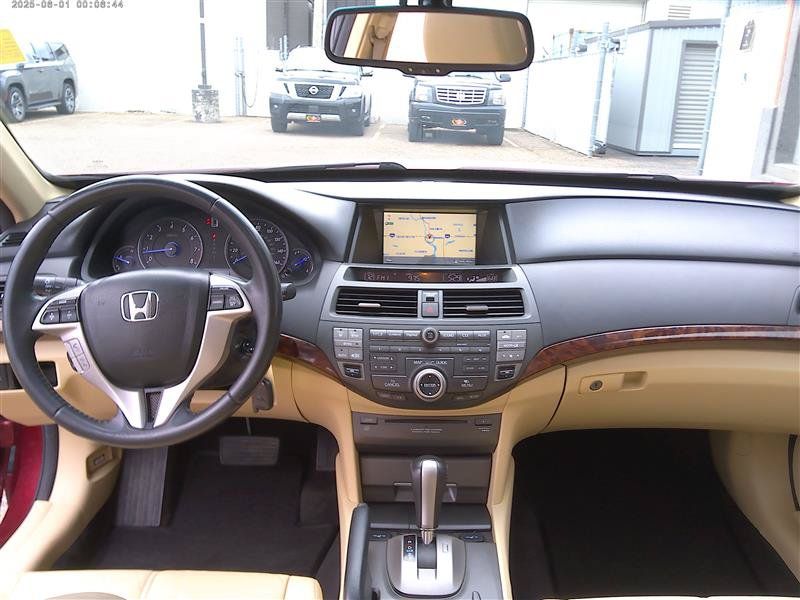 Used 2010 Honda Crosstour EX-L image 9