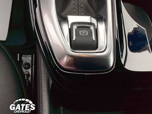 Used 2025 Chevrolet Trax ACTIV w/ Driver Confidence Package FWD image 29