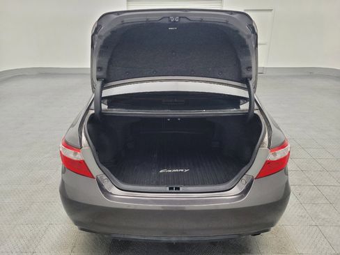 Used 2016 Toyota Camry SE image 29