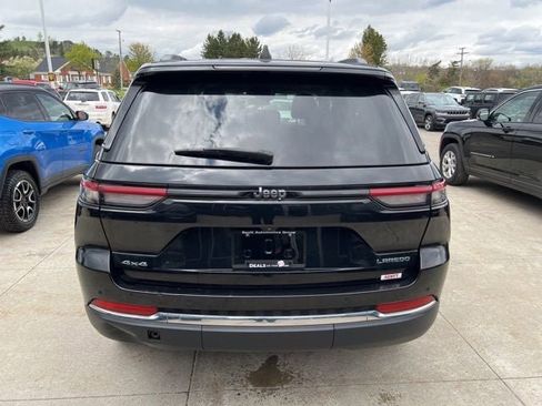 Certified 2023 Jeep Grand Cherokee Laredo w/ Luxury Tech Group I AWD/4WD image 5