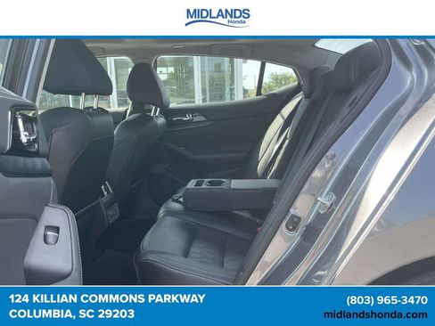 Used 2023 Nissan Maxima Platinum w/ Sport Mat Group FWD image 10