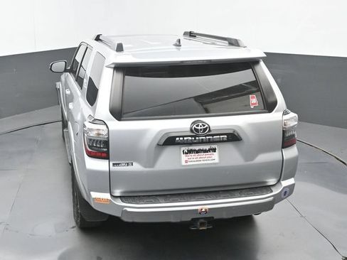 Used 2024 Toyota 4Runner TRD Off-Road Premium w/ Moonroof Package AWD/4WD image 15