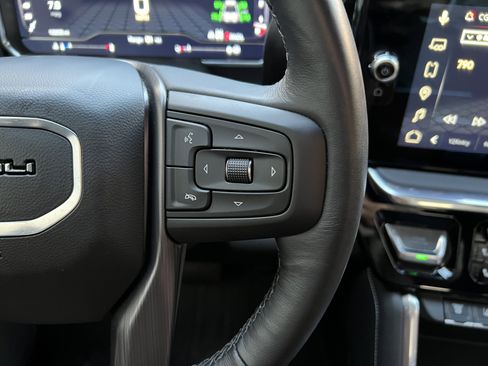 Used 2025 GMC Sierra 3500 Denali Ultimate image 27