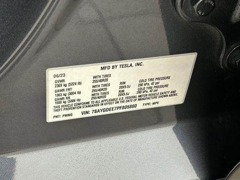 Used 2023 Tesla Model Y Long Range image 29