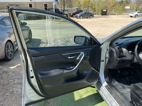 Used 2015 Nissan Altima 2.5 S w/ Power Driver Seat Package image 15