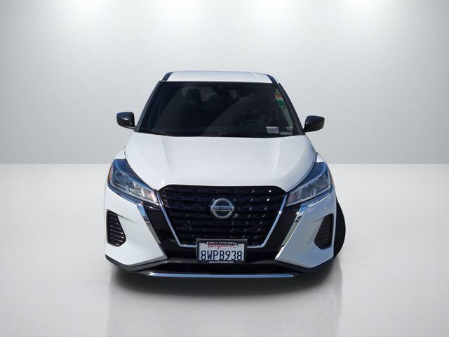 Used 2024 Nissan Kicks S FWD image 2